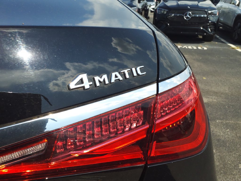 Used 2021 Mercedes-Benz S 580 4MATIC Sedan w/ Warmth & Comfort Package image 16