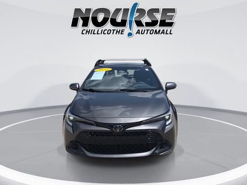Used 2023 Toyota Corolla SE FWD image 3