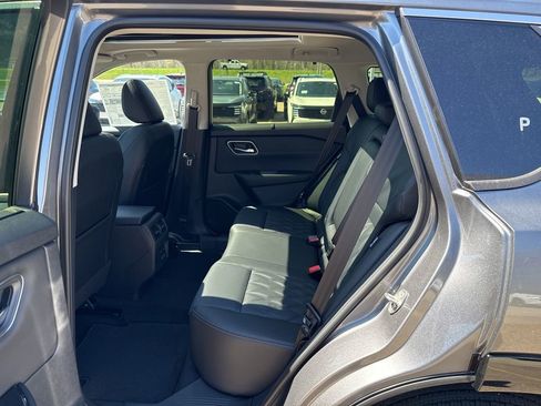New 2026 Nissan Rogue Platinum w/ Platinum Premium Package AWD/4WD image 36