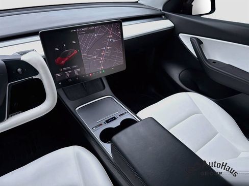 Used 2021 Tesla Model Y Performance AWD/4WD image 30