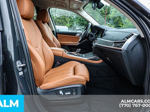 Used 2022 BMW X7 xDrive40i w/ Executive Package AWD/4WD image 22