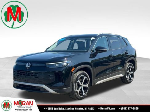 Used 2025 Volkswagen Tiguan SE w/ Panoramic Sunroof Package AWD/4WD image 1