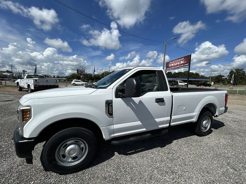 Used 2019 Ford F250 XL RWD image 1