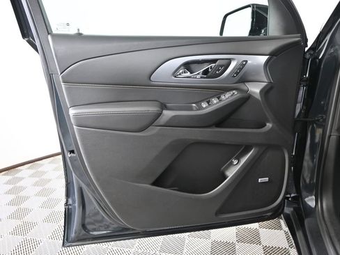 Used 2019 Chevrolet Traverse Premier w/ LPO, Blackout Package AWD/4WD image 20
