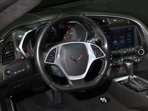 Used 2019 Chevrolet Corvette ZR1 RWD image 32