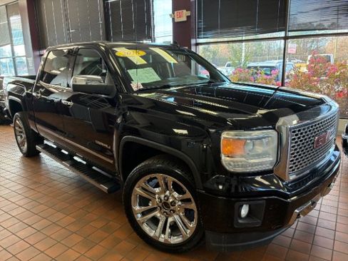Used 2015 GMC Sierra 1500 Denali image 1