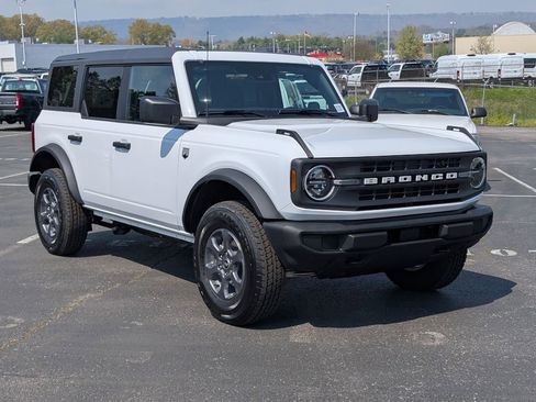 New 2026 Ford Bronco Big Bend AWD/4WD image 3
