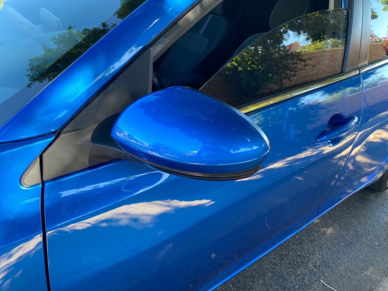 Used 2022 Nissan Sentra SV w/ All-Weather Package FWD image 9