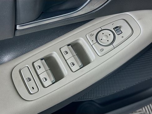 Used 2024 Hyundai Sonata SEL image 15