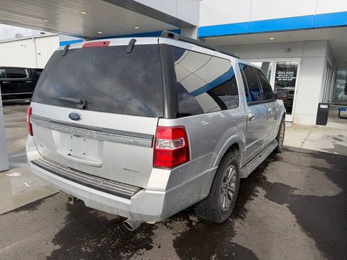 Used 2017 Ford Expedition EL XLT w/ Equipment Group 202A AWD/4WD image 5