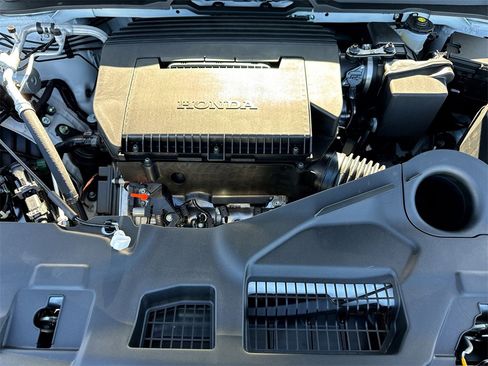 New 2025 Honda Pilot Touring image 27