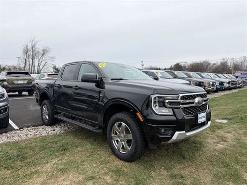 Used 2025 Ford Ranger XLT w/ FX4 Off-Road Package image 7