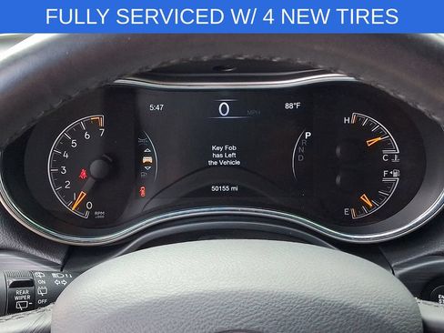 Used 2021 Jeep Grand Cherokee Laredo AWD/4WD image 19