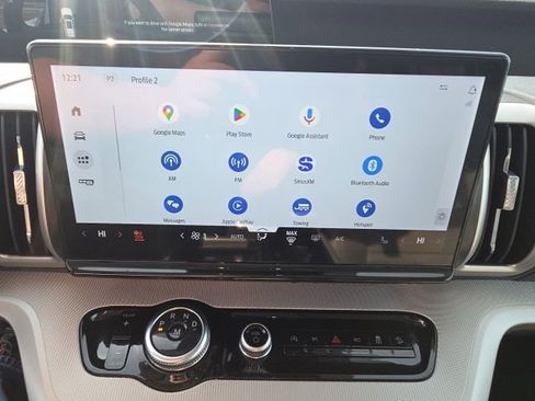 Used 2025 Ford Expedition Active image 36