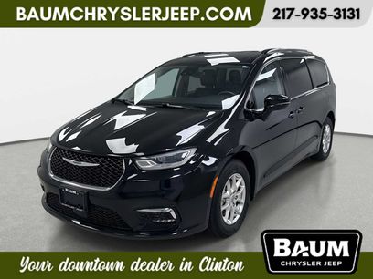 Used 2022 Chrysler Pacifica Touring-L