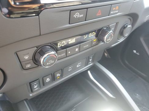 Used 2023 Nissan Frontier SV w/ SV Premium Package RWD image 22
