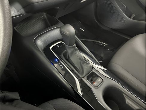 Used 2020 Toyota Corolla LE FWD image 22