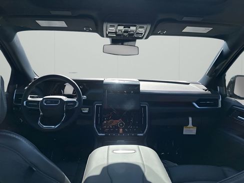 New 2026 GMC Yukon Denali w/ Sun & Power Step Package image 22