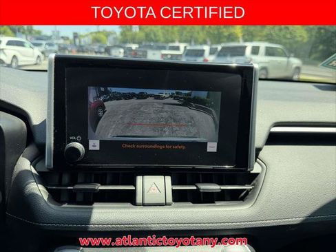 Certified 2023 Toyota RAV4 LE AWD/4WD image 27