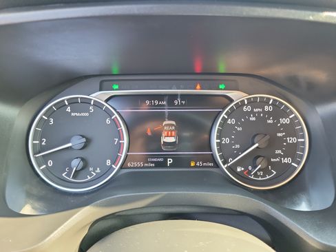 Used 2024 Nissan Rogue SV FWD image 24