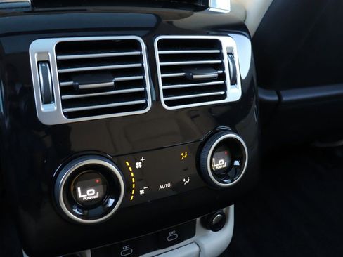 Used 2022 Land Rover Range Rover Westminster Edition image 72