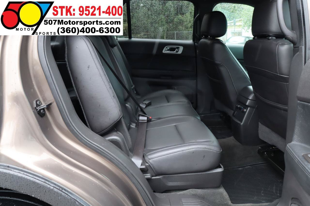 Used 2015 Ford Explorer XLT w/ Equipment Group 202A AWD/4WD image 18