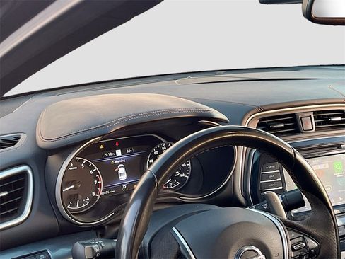 Used 2020 Nissan Maxima SR w/ Sport Mat Group image 9