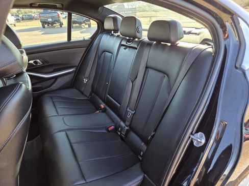 Used 2025 BMW 330i image 21