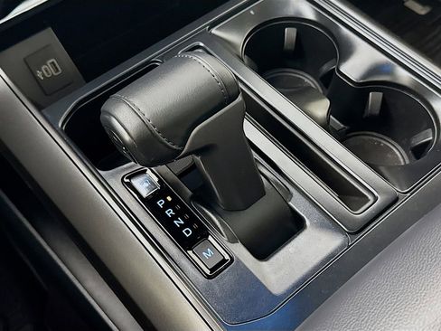 Used 2025 Ford F150 Lariat image 21