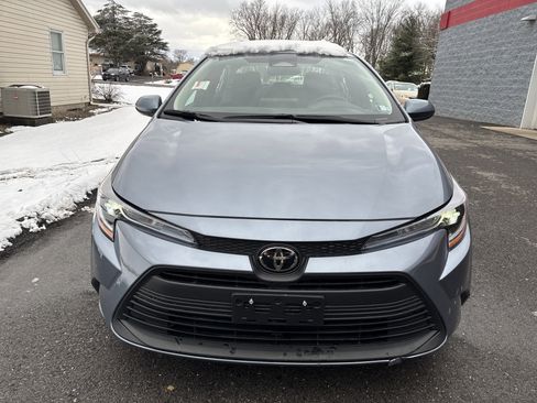 Certified 2025 Toyota Corolla LE image 11
