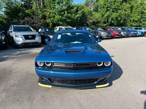 Used 2023 Dodge Challenger R/T RWD image 8