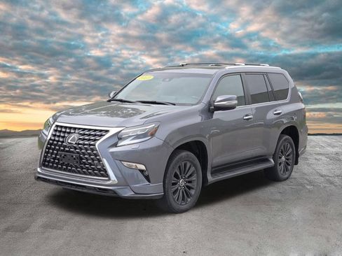 Certified 2023 Lexus GX 460 Luxury w/ Sport Design Package AWD/4WD image 4
