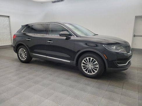 Used 2017 Lincoln MKX Select w/ Select Plus Package FWD image 11