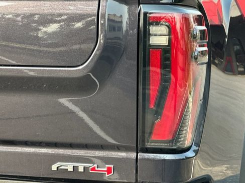 Used 2025 GMC Sierra 2500 AT4 AWD/4WD image 24