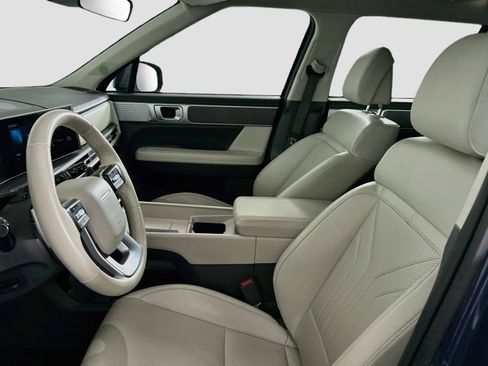 Used 2026 Hyundai Santa Fe SEL FWD image 13