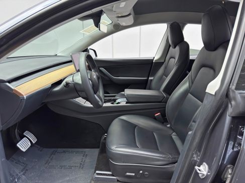 Used 2020 Tesla Model Y Long Range AWD/4WD image 17