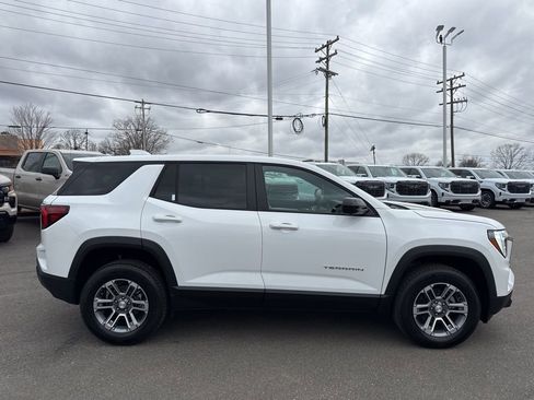 New 2026 GMC Terrain Elevation w/ Technology Package II image 6