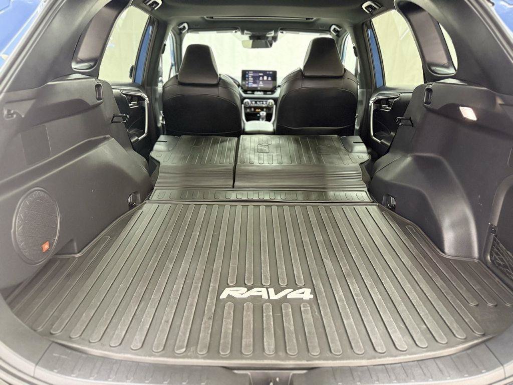 Used 2024 Toyota RAV4 XSE w/ Advanced Technology Package AWD/4WD image 29