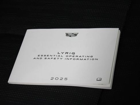 Certified 2025 Cadillac Lyriq Luxury w/ LPO, Floor Liner Package AWD/4WD image 34