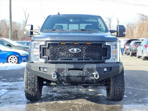 Used 2019 Ford F250 Lariat w/ Lariat Value Package image 6