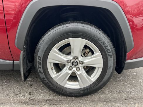 Used 2019 Toyota RAV4 XLE image 11