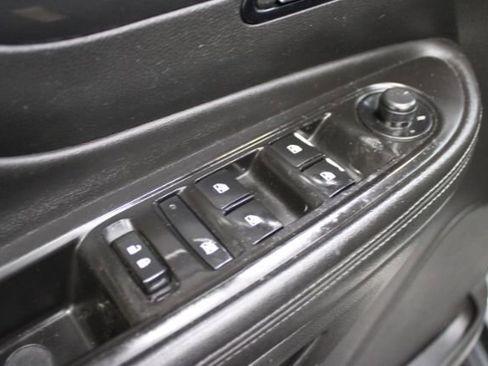 Used 2018 Buick Encore Essence AWD/4WD image 10