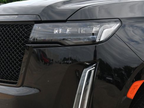 Used 2023 Cadillac Escalade Sport w/ LPO, ONYX Package RWD image 26