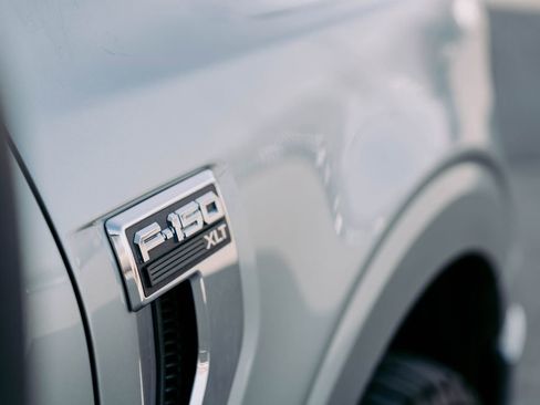 Used 2024 Ford F150 XLT w/ Tow/Haul Package image 6