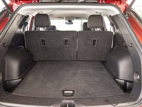 Used 2022 Chevrolet Blazer LT FWD image 16