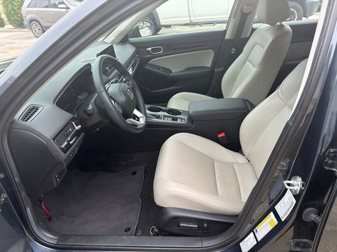 Used 2024 Honda Civic EX-L image 11