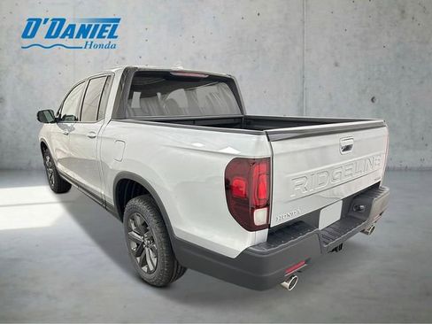 New 2026 Honda Ridgeline Sport image 3