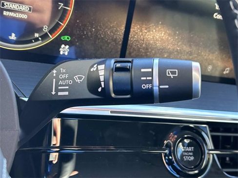 Certified 2025 INFINITI QX80 Sensory image 36