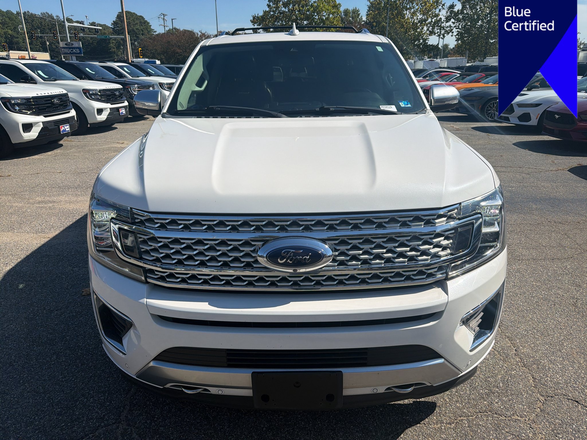Used 2019 Ford Expedition Max Platinum AWD/4WD image 2