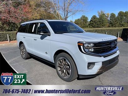 New 2025 Ford Expedition Platinum w/ Platinum Ultimate Package